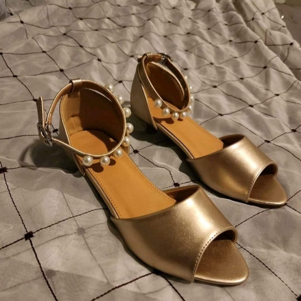 Youth Size 5 gold with pearl embellishment sandals